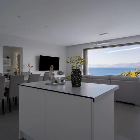 Villa Sea View Luxury Valora On